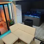La Kaz Rhumantique Sauna And Privatif Holiday home La Riviere-Saint-Sauveur