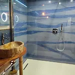 La Kaz Rhumantique Sauna And Privatif *