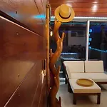 La Kaz Rhumantique Sauna And Privatif * La Riviere-Saint-Sauveur