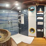 La Kaz Rhumantique Sauna And Privatif Holiday home *