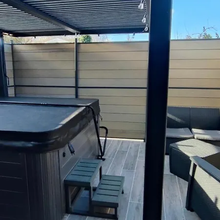 La Kaz Rhumantique Sauna And Privatif