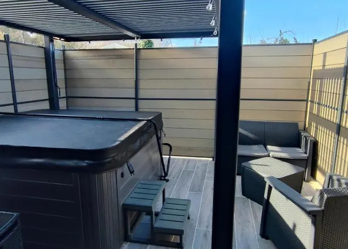 La Kaz Rhumantique Sauna And Privatif