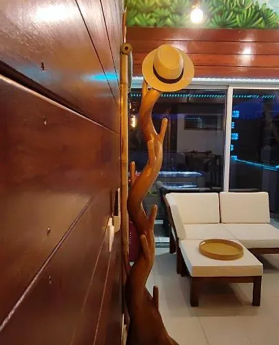 La Kaz Rhumantique Sauna And Privatif * 拉·里维耶尔·圣·秀